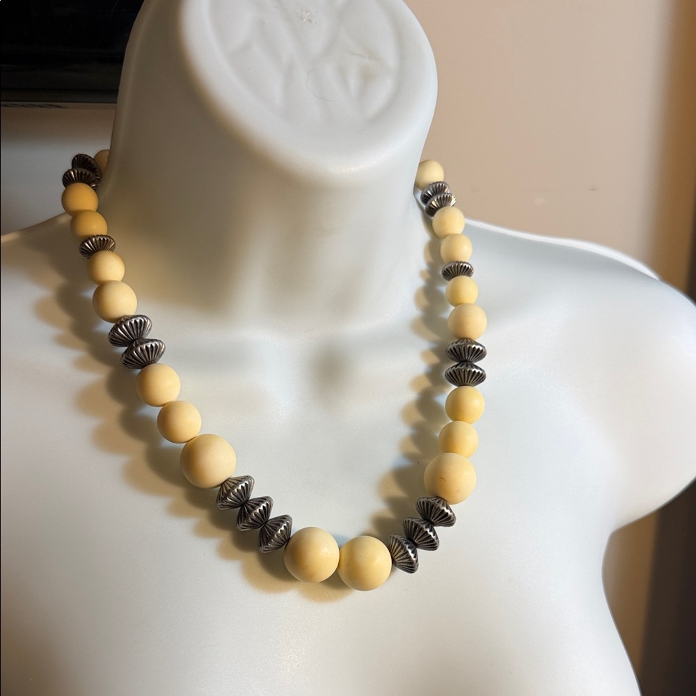 vintage Ralph Lauren Elegant Cream and Silver Beaded Necklace